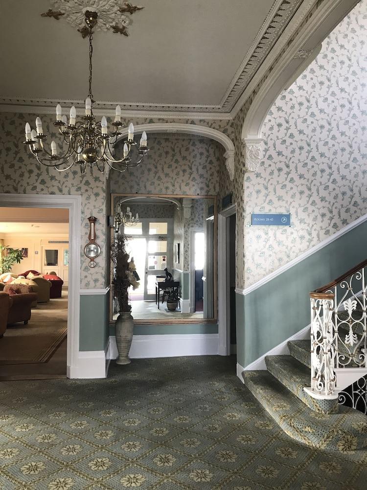 Penmere Manor Hotel ฟาลมัธ ภายนอก รูปภาพ