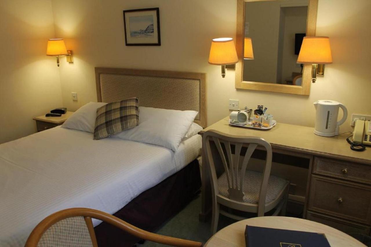 Penmere Manor Hotel ฟาลมัธ ภายนอก รูปภาพ