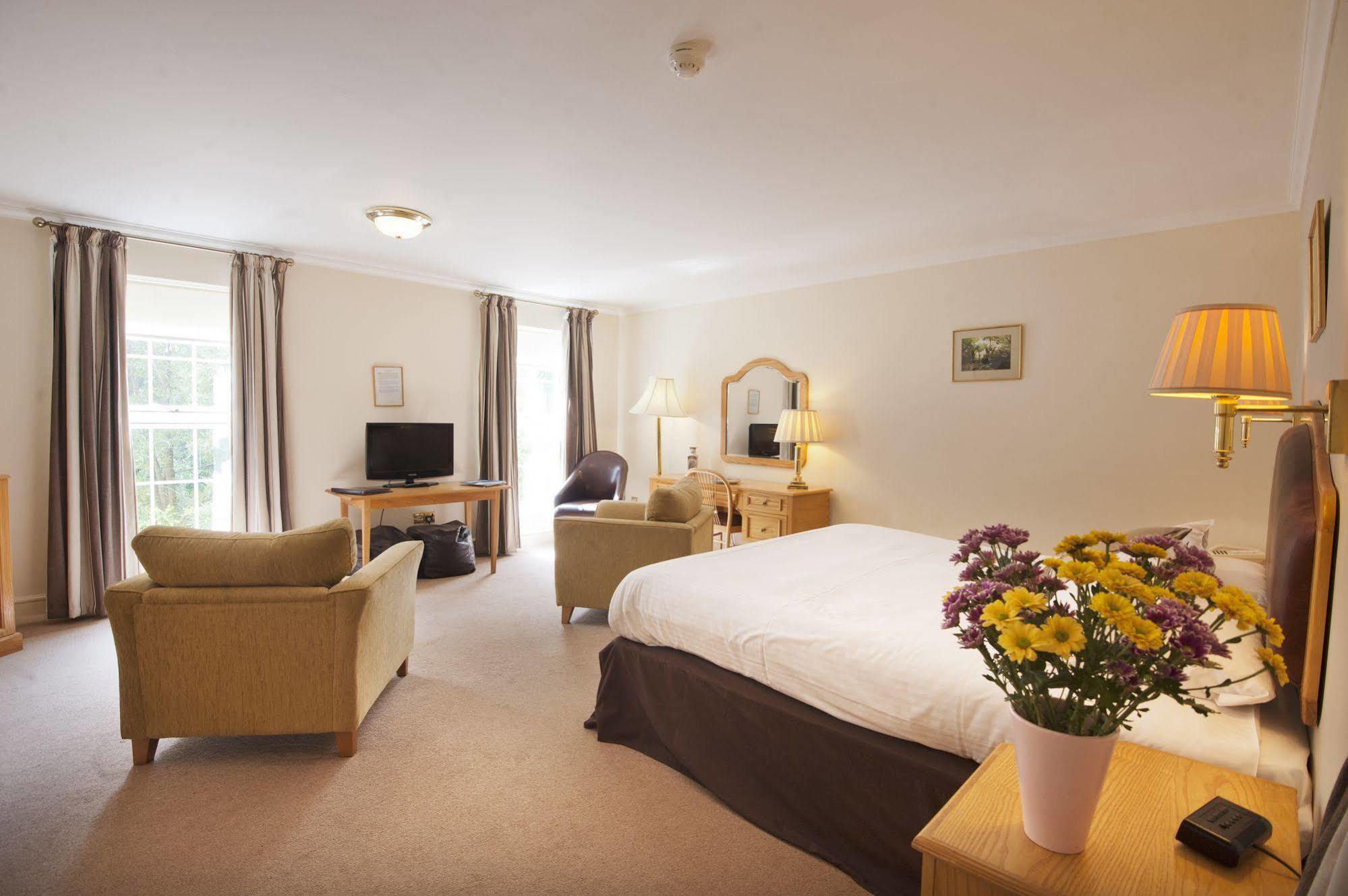 Penmere Manor Hotel ฟาลมัธ ภายนอก รูปภาพ
